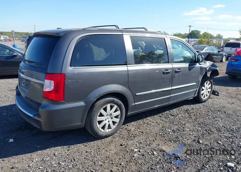 2015 Chrysler Town & Country Touring from USA, damaged, VIN 2C4RC1BG0FR638133
